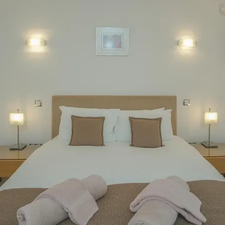 Cristo - Lemon * Lagos