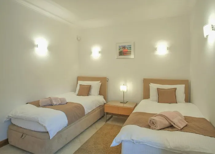 Cristo - Lemon アパート