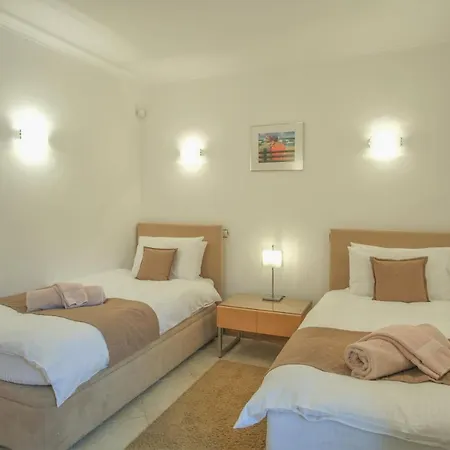 Cristo - Lemon Apartment